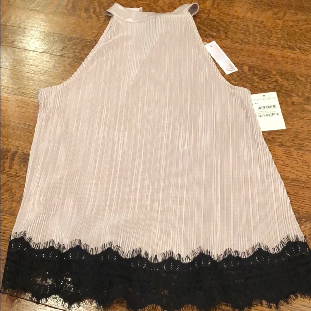 Chelsea 28 Gold High Neck tank top